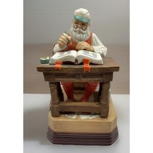 1986 Santa Claus Musical Figurine Museum Collection "Checking his list" VTG.